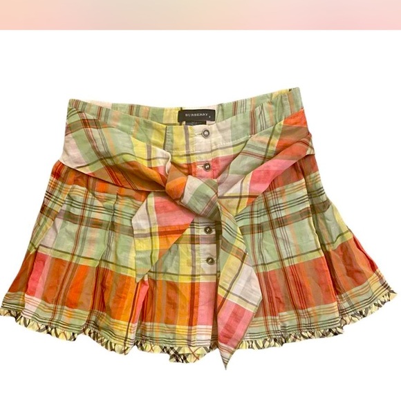 Burberry Skirt Size 8 fits XS. As is on picture. - Picture 8 of 8